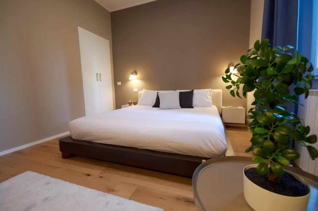 Due Strade Apt - Dolcevita Holiday Florence 0*,